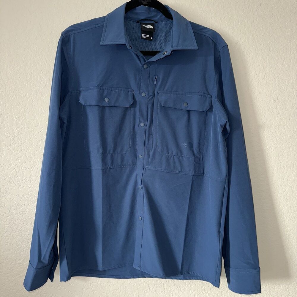The North Face Women’s Long Sleeve Button Up Shirt Blue Outdoor Small